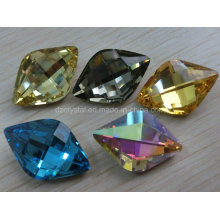 Forme de diamant Pointé Retour Fancy Crystal Stone